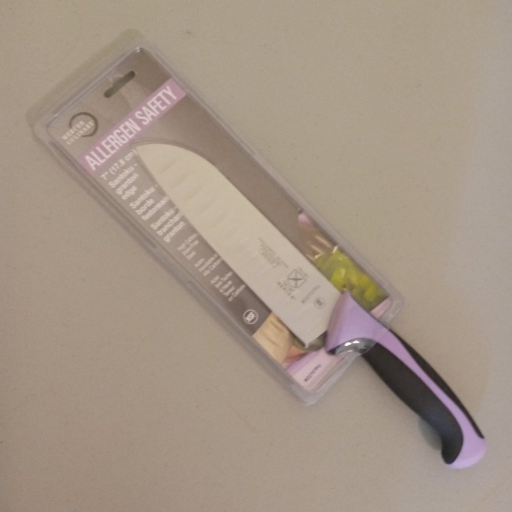 Mercer Millennia Santoku Knife (7 in) - Purple, Allergen Safe - NEW